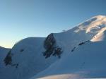 Mont Blanc v celej svojej kr&aacute;se 4807 m.
